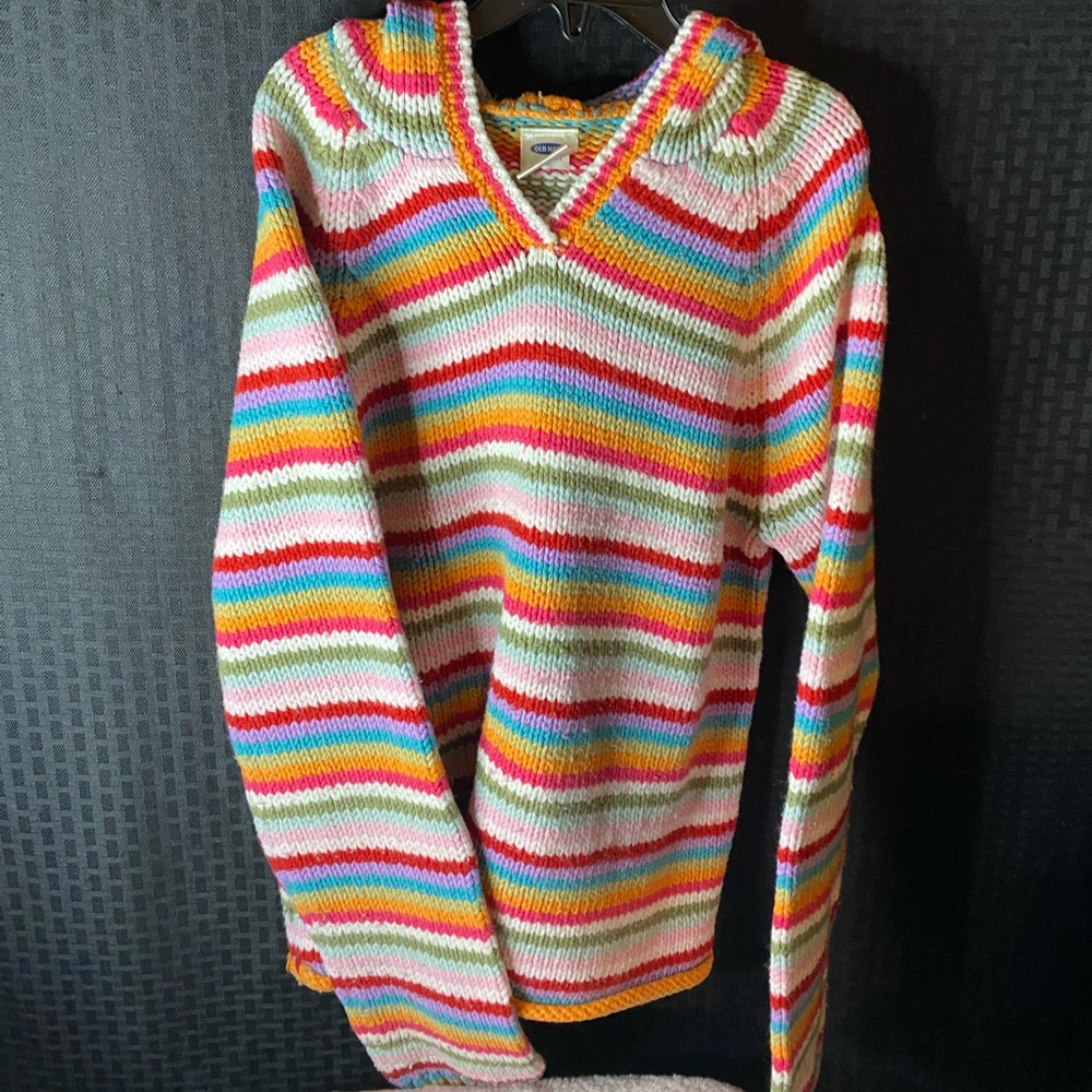 Old Navy Multicolor Striped V-Neck Knit Sweater